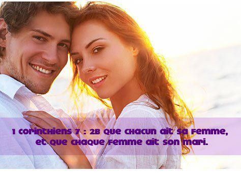 Jésus est Dieu IL T aime accepte Son Amour